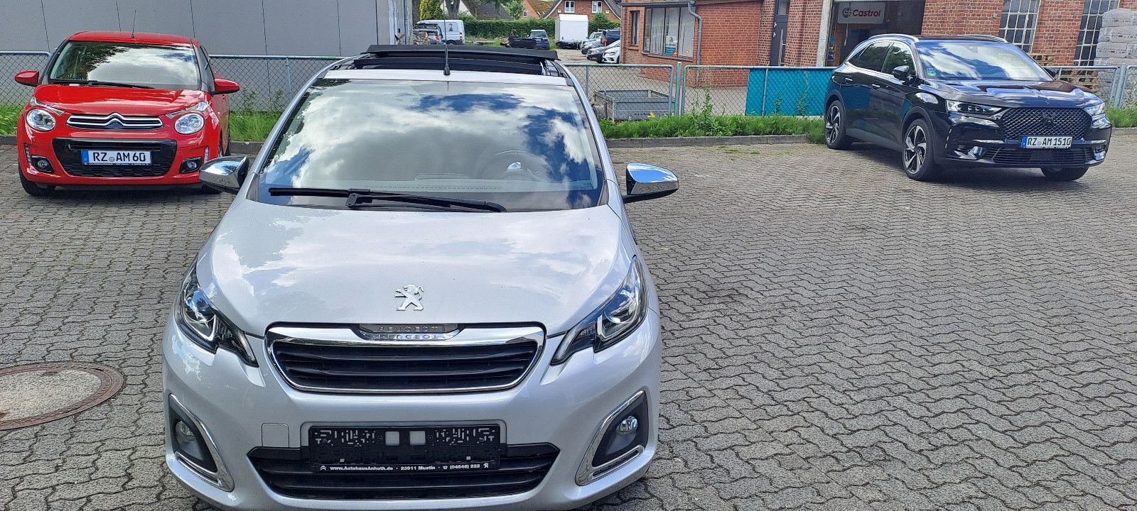 PEUGEOT 108