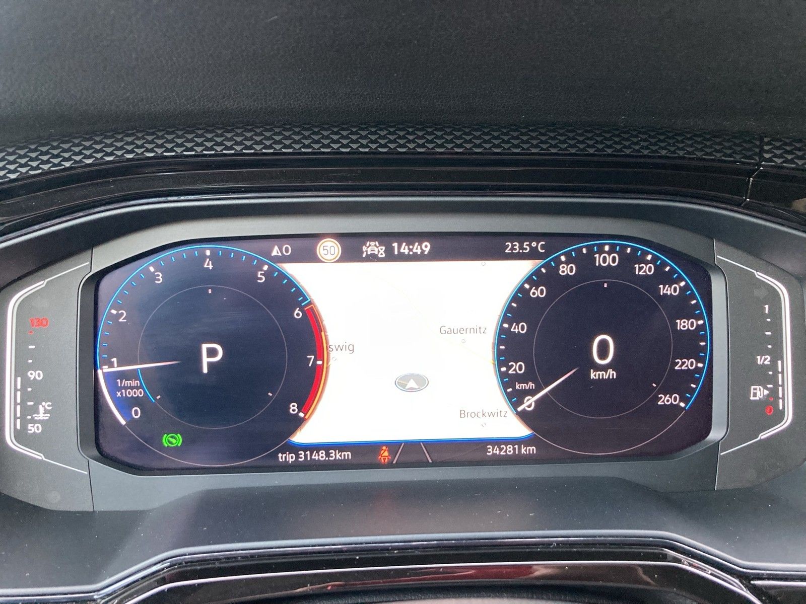 Fahrzeugabbildung Volkswagen Polo TSI Active DSG LED ACC PDC SH