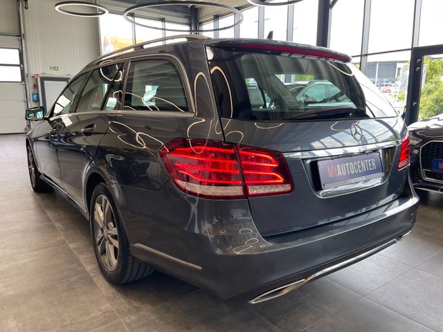 Mercedes-Benz E 350 BlueTec 4Matic Aut*ACC*AHK*NAVI*LEDER*PANO