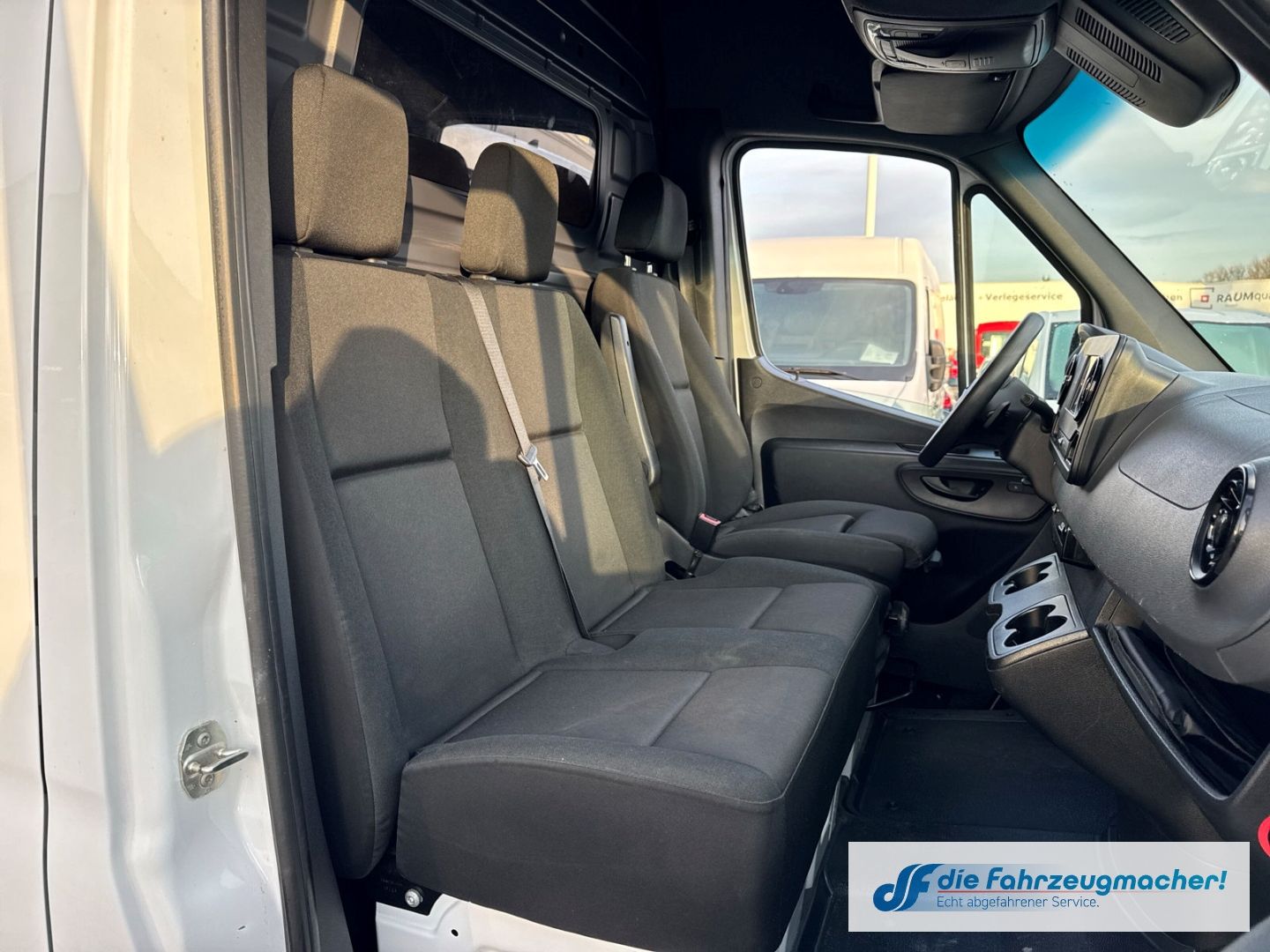 Fahrzeugabbildung Mercedes-Benz Sprinter III Kasten RWD AWD 317 CDI L3 L4 AHK D
