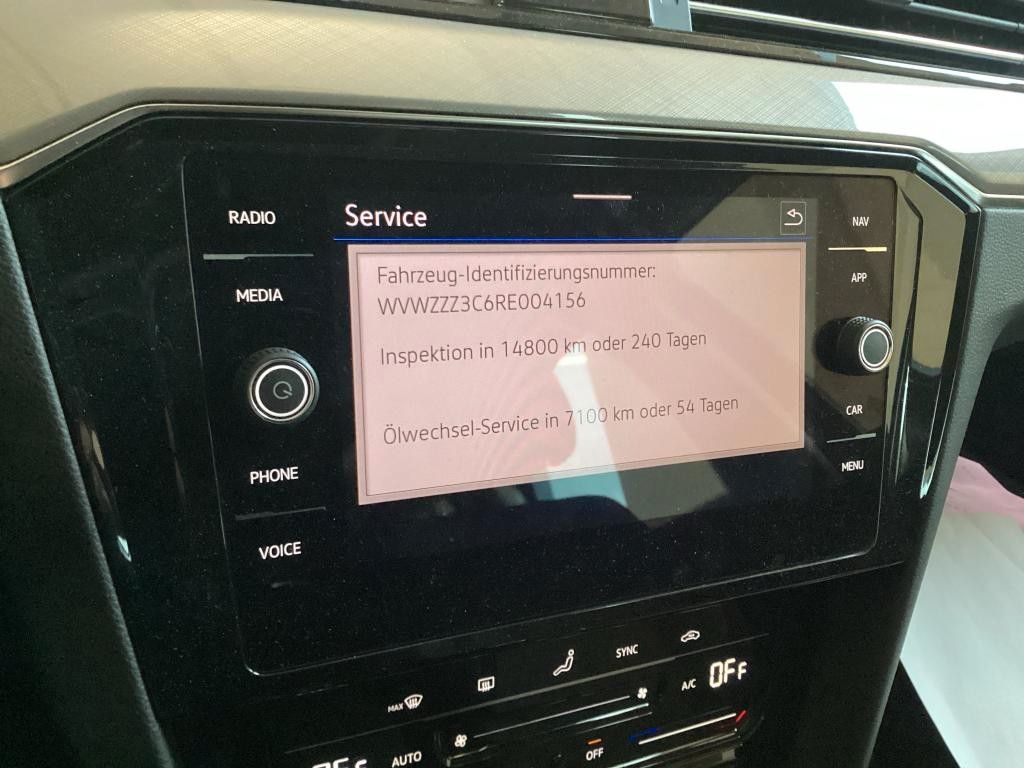 Fahrzeugabbildung Volkswagen Passat Variant Business