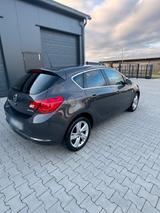 Opel opel astra 1.6   tüv neu - Opel Antara mit Benzin-Antrieb