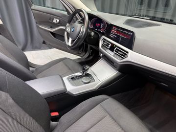 BMW 320 - 11