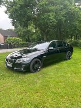 BMW 535i xDrive A - - BMW 535 in Duisburg
