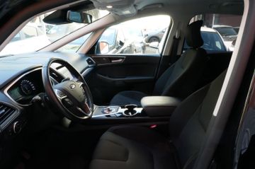 Fahrzeugabbildung Ford S-Max S-MAX Titanium