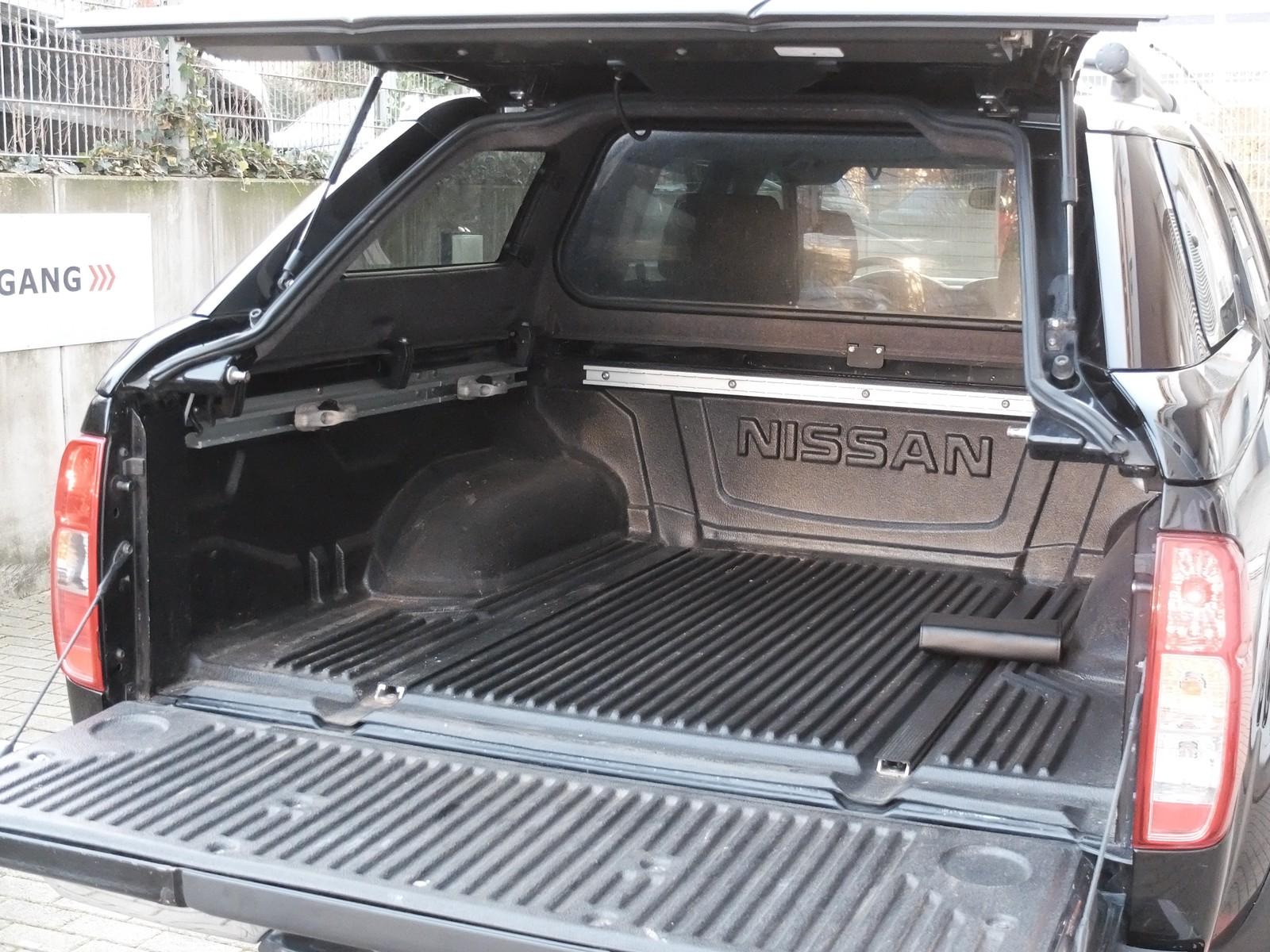Nissan Navara Double Cab LE 2.5 dCi 190 ch BVM 4x4 / 1ère main / Blocage différentiel / Sièges chauffants / Attelage