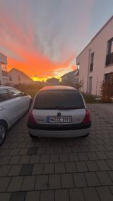 Renault Clio 1.2 Econ RN RN - Renault Clio aus 2000: 1.2