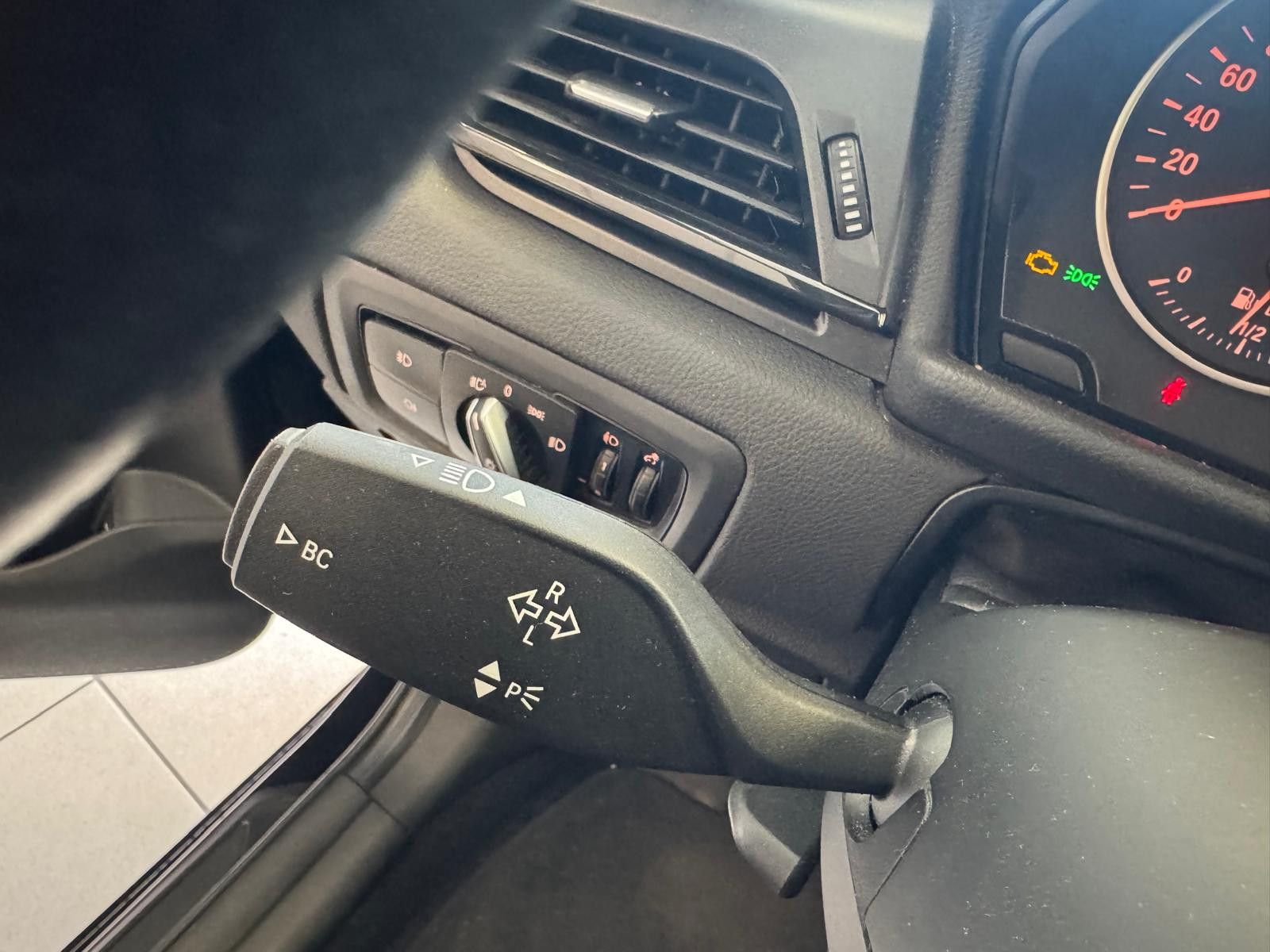 Fahrzeugabbildung BMW 216 Baureihe 2 Gran Tourer 216 d Advantage