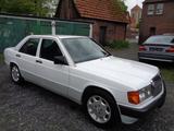 Mercedes-Benz 190 D Rentnerfahrzeug,Schiebedach elektrisch ver - Mercedes-Benz 190