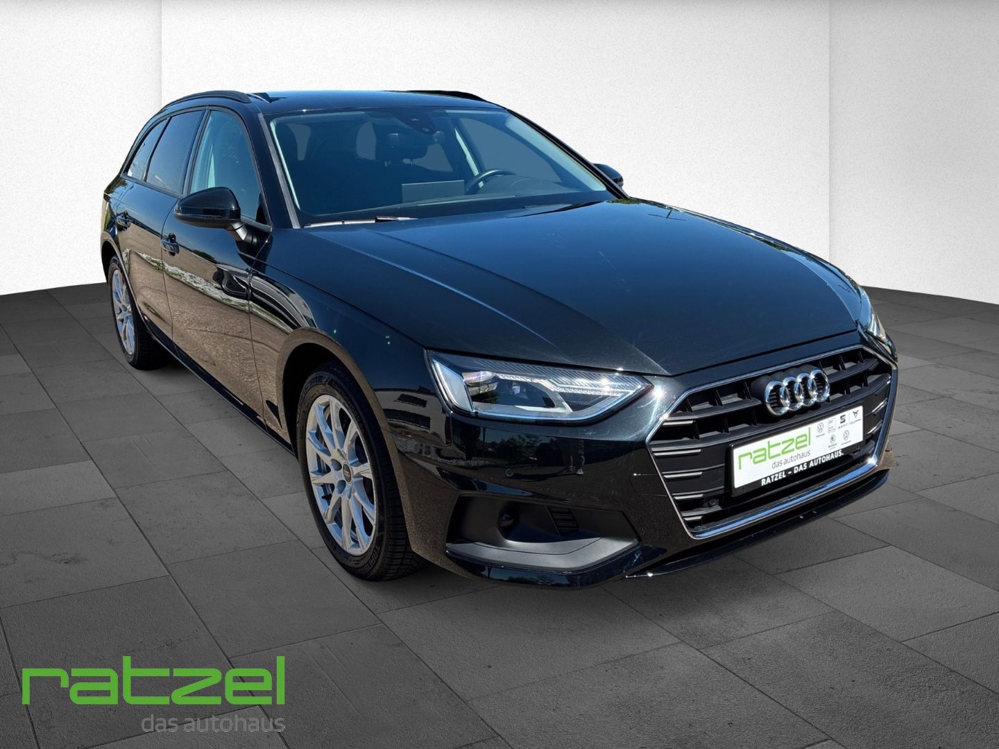 Fahrzeugabbildung Audi A4 Avant 35 TFSI S tronic Navi LED El. Heckklapp