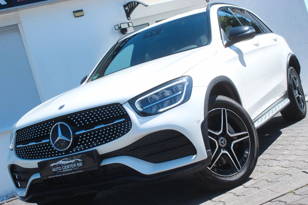 Image of Mercedes-Benz GLC 300