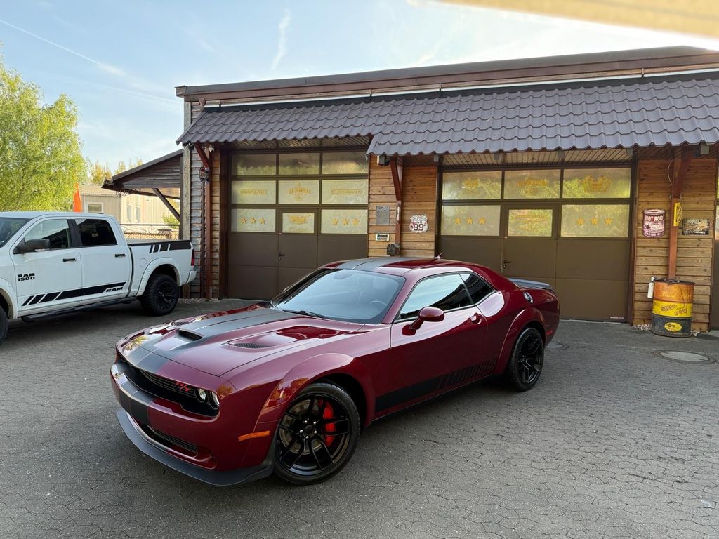 Dodge Challenger