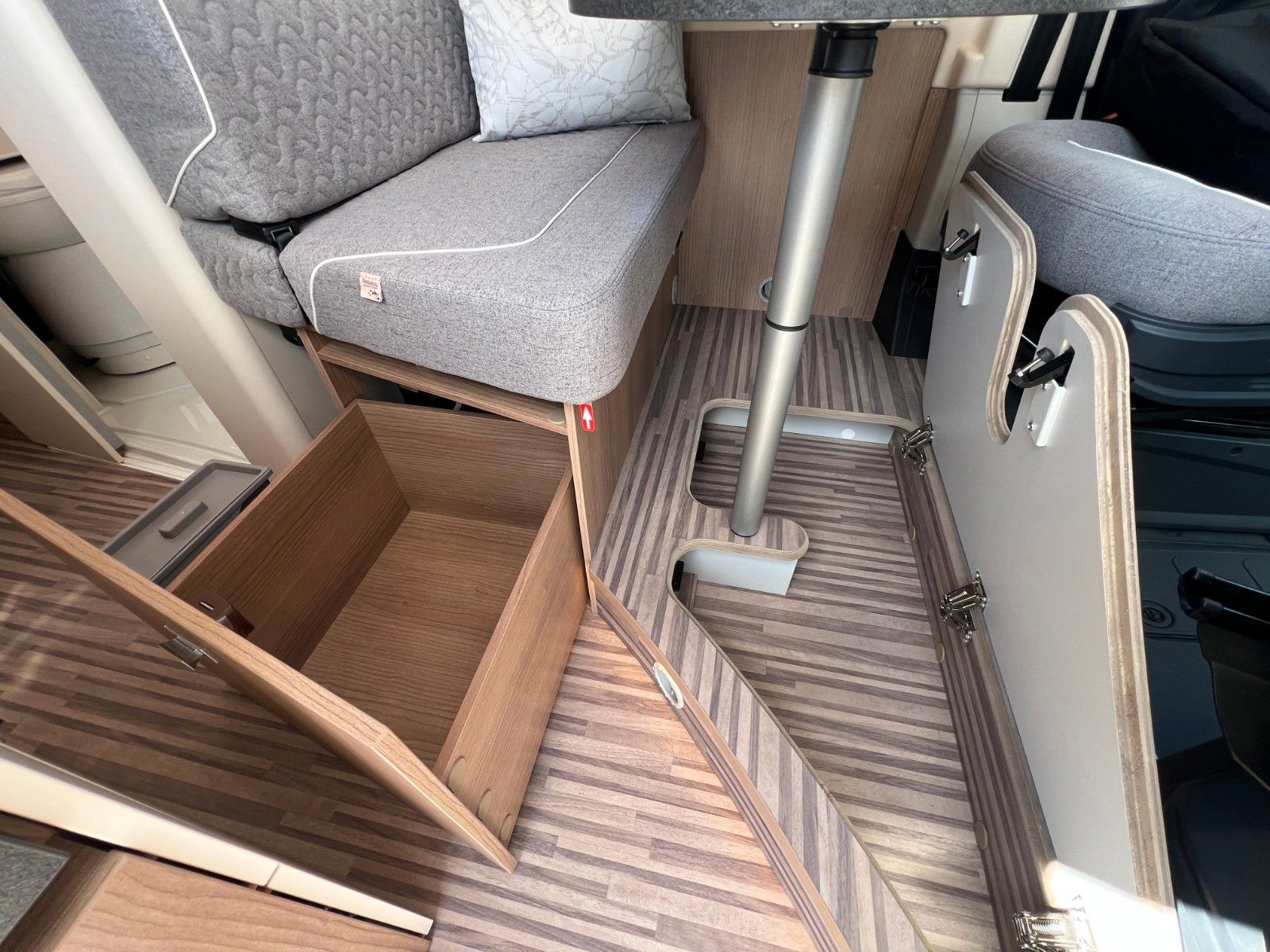 Fahrzeugabbildung Malibu Van diversity GT skyview 640 LE KE