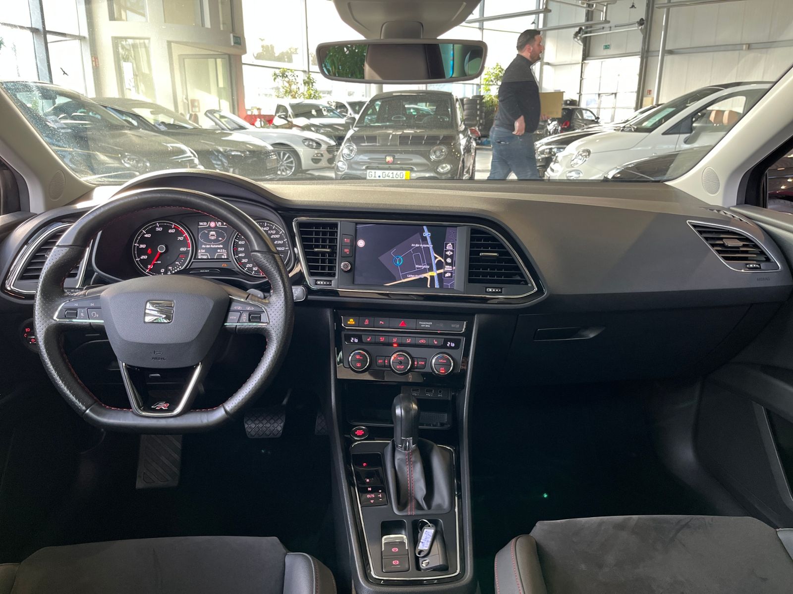 Fahrzeugabbildung SEAT Leon ST FR Black Matt Edition LED NAVI ALU