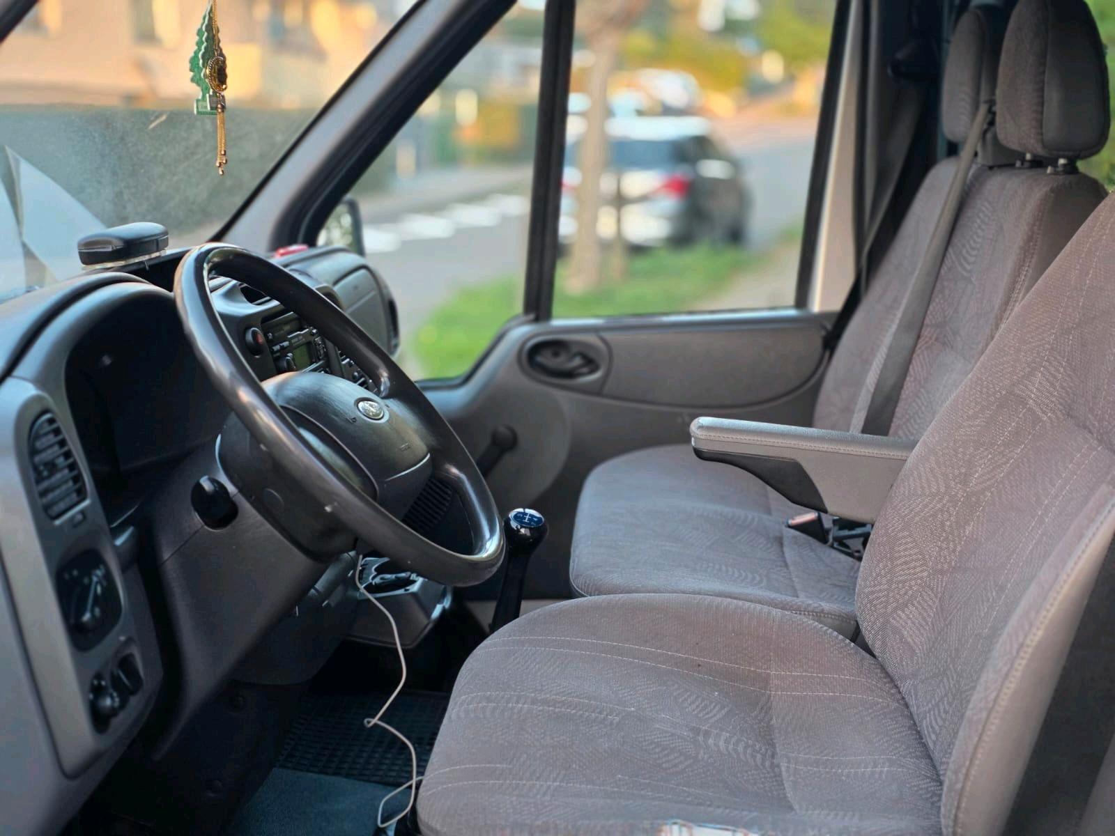 Ford Transit 2005 — photo 9
