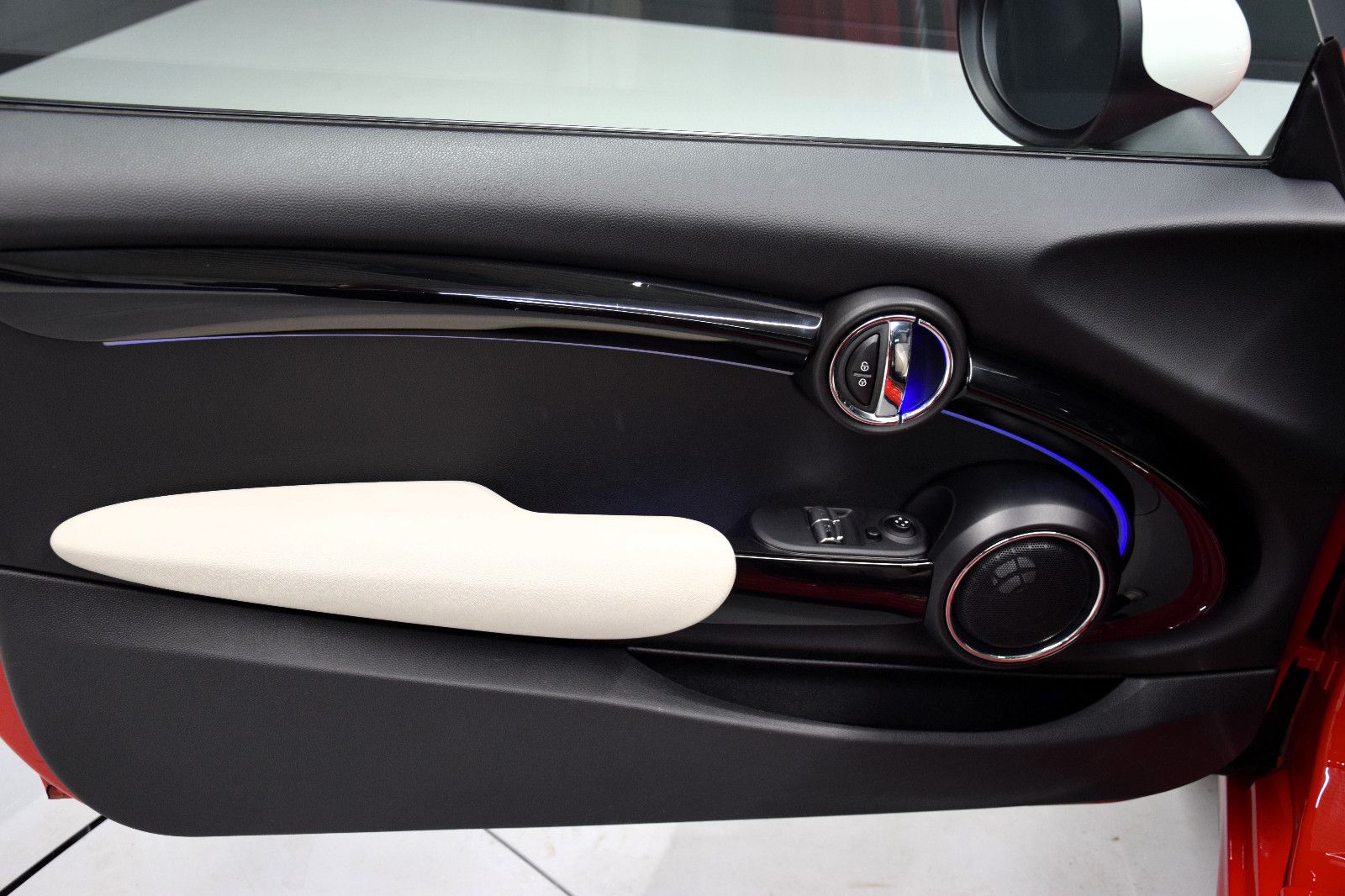 Fahrzeugabbildung MINI Cooper S Leder Panorama HeadUp ACC Works Paket