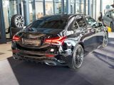 Mercedes-Benz A 220 4M AMG Line Night Burmester Ambiente LED - Mercedes-Benz A-Class: AMG