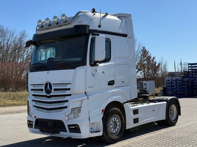 Mercedes-Benz Actros 1845 L BigSpace Retarder B/L Kühlbox L973