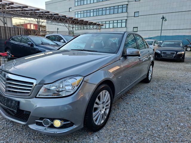 Mercedes-Benz C 180 CDI BlueEFFICIENCY ELEGANCE