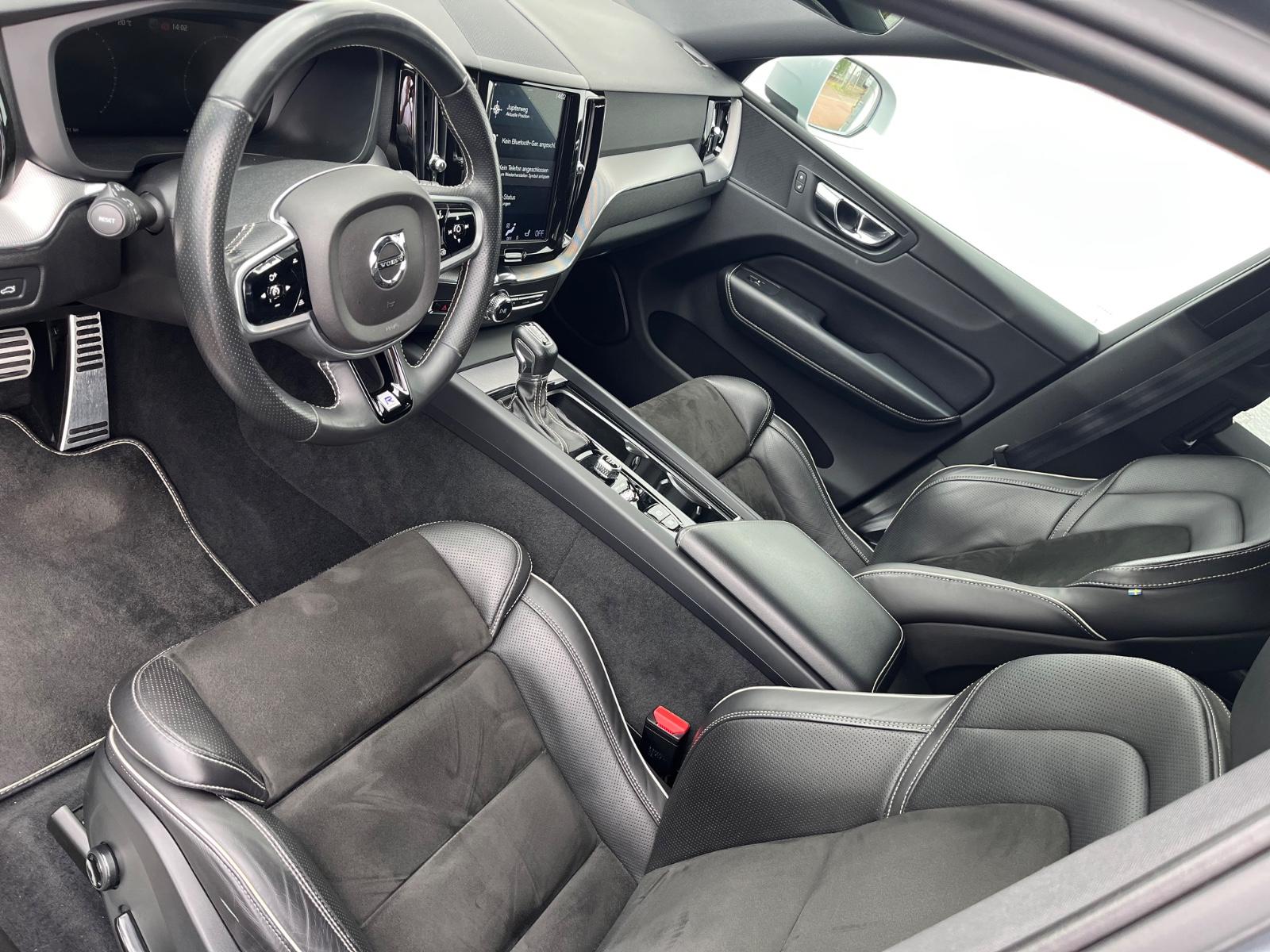 Volvo XC60 T5 AWD R Design Geartronic R Design