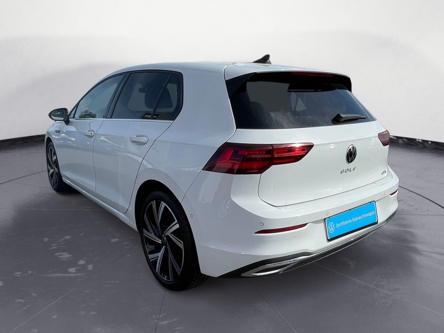 Volkswagen Golf 1.5 TSI DSG Style MATRIX NAVI KAMERA PANO 5 foto 3