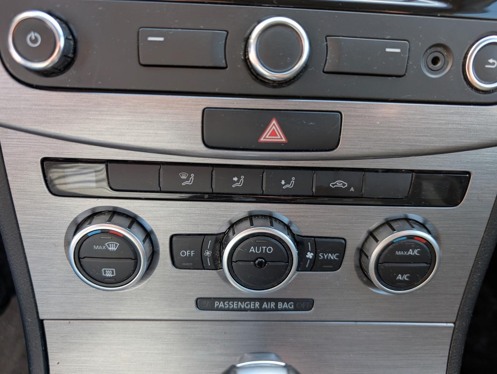 Volkswagen Passat 2015 — photo 12