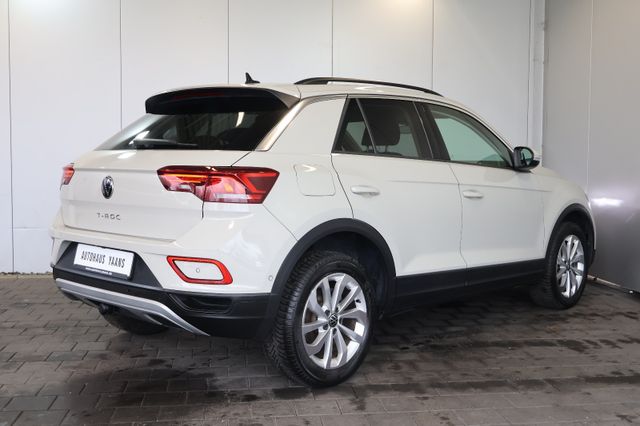 Volkswagen T-Roc 1.5 TSI Life AID+NAVI+LANE+LED+17"AHK