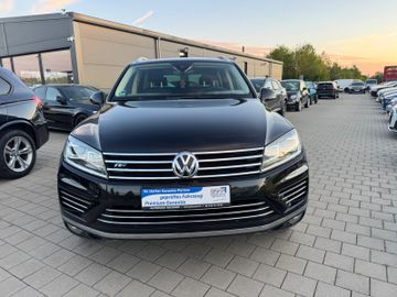 Volkswagen Touareg - 2