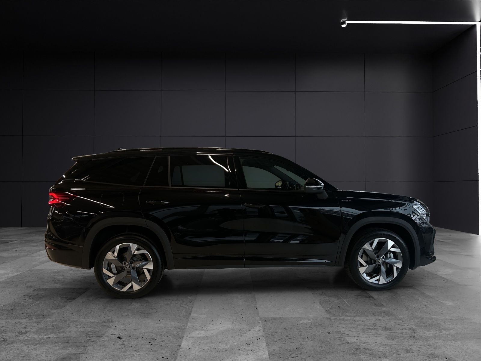 Fahrzeugabbildung SKODA Kodiaq 2.0 TDI 142 kW 4x4 Sportline AHZV MATRIX