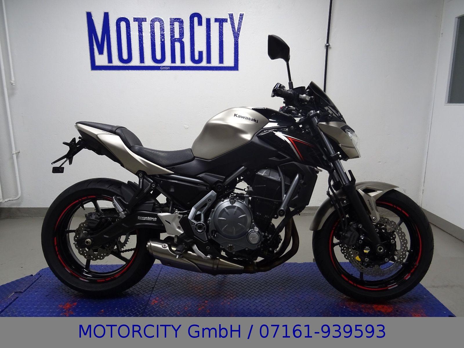 Kawasaki Z650 / 35KW / 60mm Tieferlegung / SH gepflegt