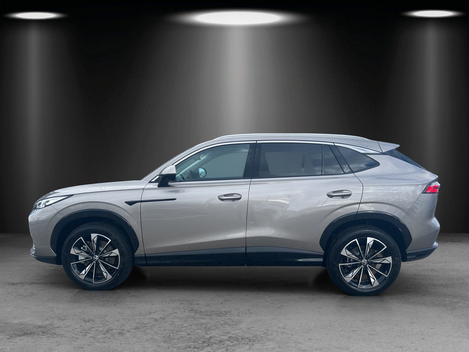 Fahrzeugabbildung MG MG HS HEV Luxury