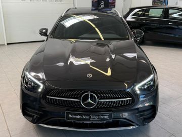 Mercedes E 220 - 2