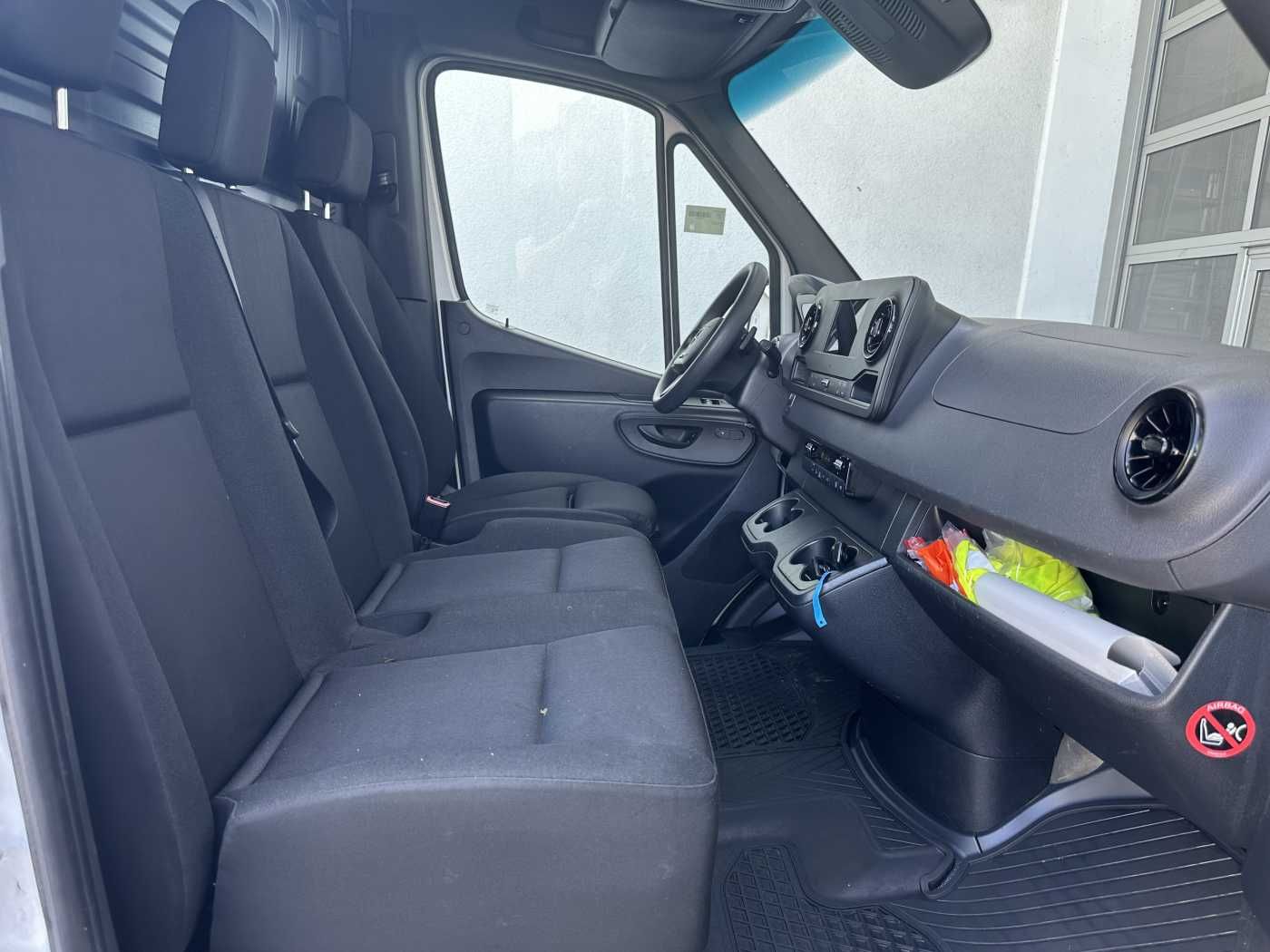 Fahrzeugabbildung Mercedes-Benz Sprinter 315 CDI 4325 9G AHK Klima 360 Standheiz