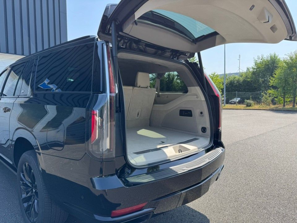 Fahrzeugabbildung Cadillac Escalade ESV Sport Platinum VOLL uff 1 Hd.