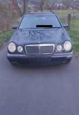 Mercedes-Benz Mercedes Benz  W210  E200 Kombi - gebrauchte Mercedes-Benz E 200 aus dem Jahr 1997