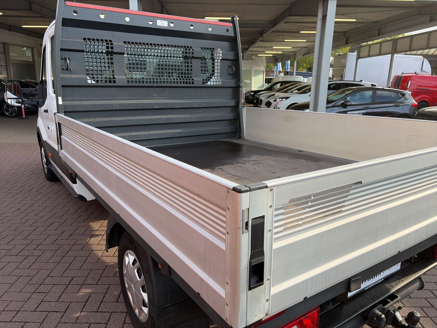 Fahrzeugabbildung Ford Transit Pritsche 350 L3 DoKa Trend StandHZG AHK