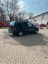 Mercedes-Benz Ml 270 7.Sitzer Top Zustand - gebrauchte Mercedes-Benz ML 270 aus dem Jahr 2001