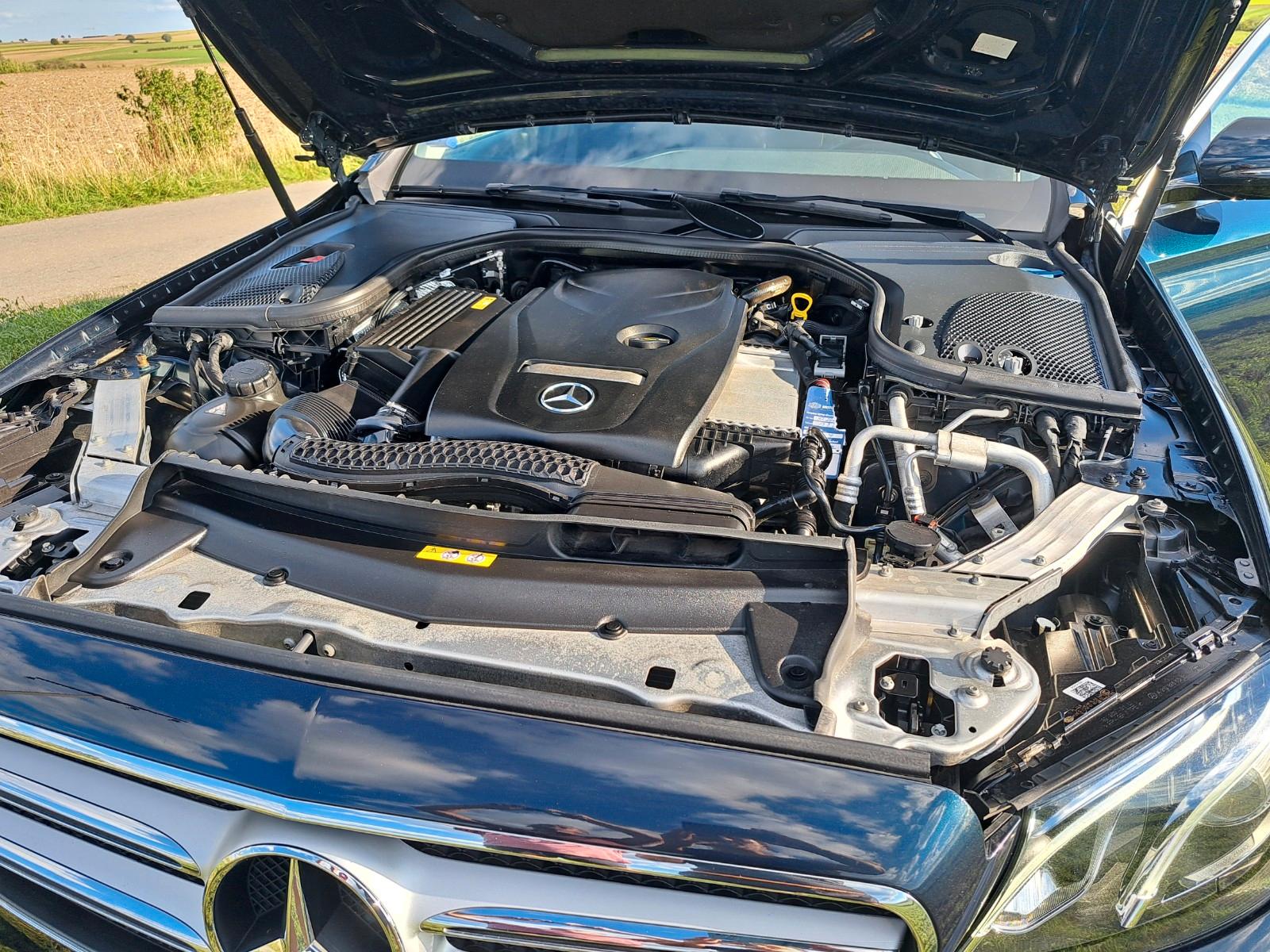 Mercedes-Benz E 200 T Automatik 