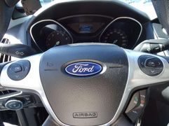 Fahrzeugabbildung Ford Focus **TÜV-NEU / SERVICE-NEU / ALLWETTERREIFEN*