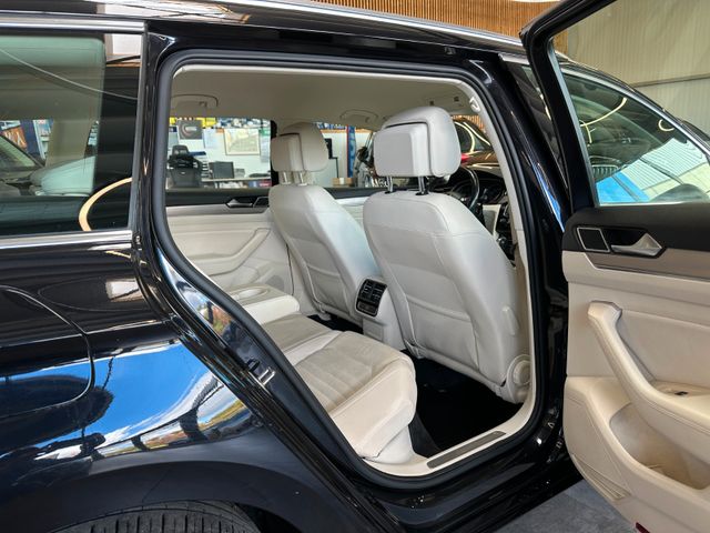 MYAUTOCENTER – Gebraucht- und Jahreswagen mit Werkstattservice in Pfaffenhofen Volkswagen Passat Highline *4Motion*Massage*AHK*LED*Keyless