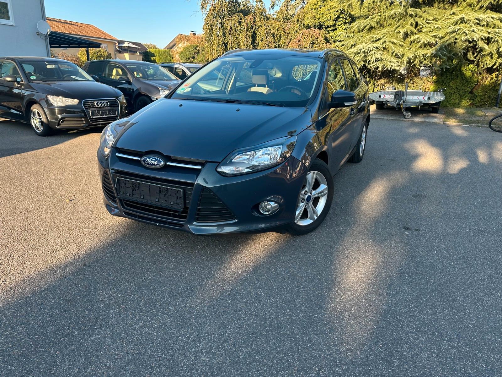 Ford Focus Turnier Champions Edition Automatik+Navi