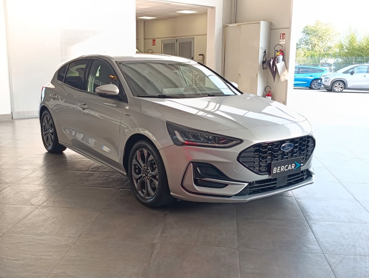 Ford Focus 5 Porte Focus 1.0t ecoboost h ST-Line imagem 3