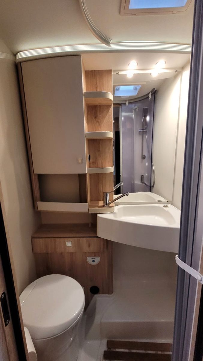 Fahrzeugabbildung Eura Mobil Profila T 695 EB *top ausgestattet*