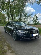 Audi S6 4.0 TFSI quattro S tronic - - Audi S6 mit Benzin-Antrieb: Limousine