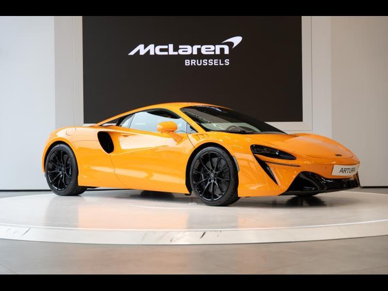McLaren Artura Artura