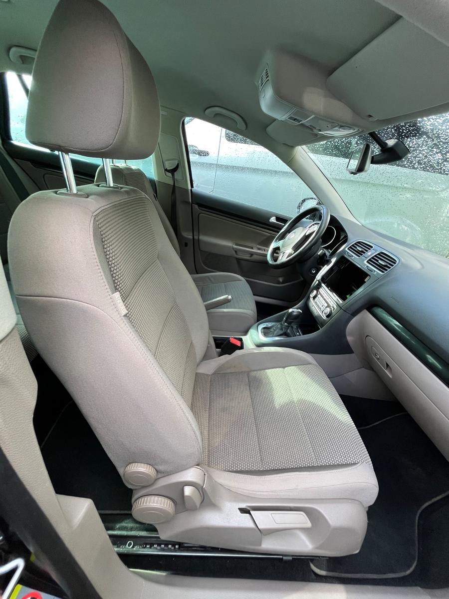 Volkswagen Golf 2012 — photo 5
