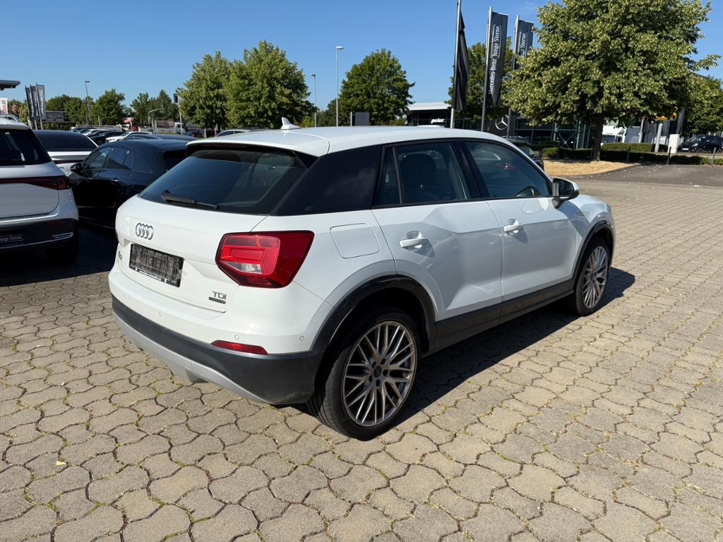 Audi Q2 2.0 TDI design quattro *Kamera*