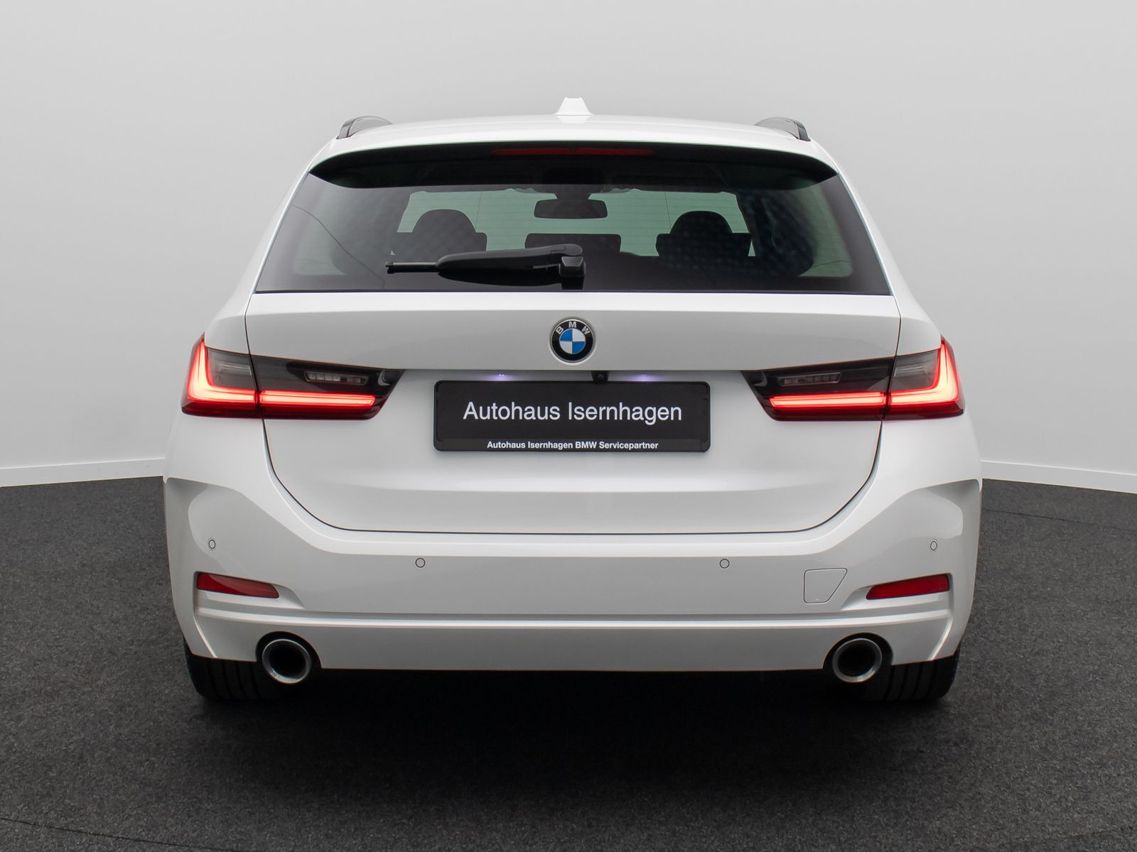 Fahrzeugabbildung BMW 330i Komfort HUD Kamera H/K Leder Sport 18Zoll