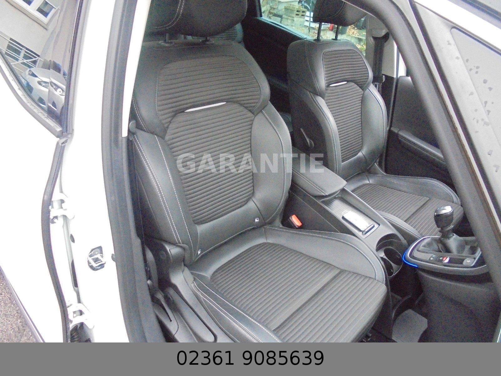 Fahrzeugabbildung Renault Scenic IV BOSE Edition Navi/Headup/Panramadach/