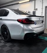 BMW 540i M-Sport *MASSAGE *HA-LENK* H&R *BELÜFTUNG  - BMW 540 Limousine 540i sport mit Benzin-Antrieb